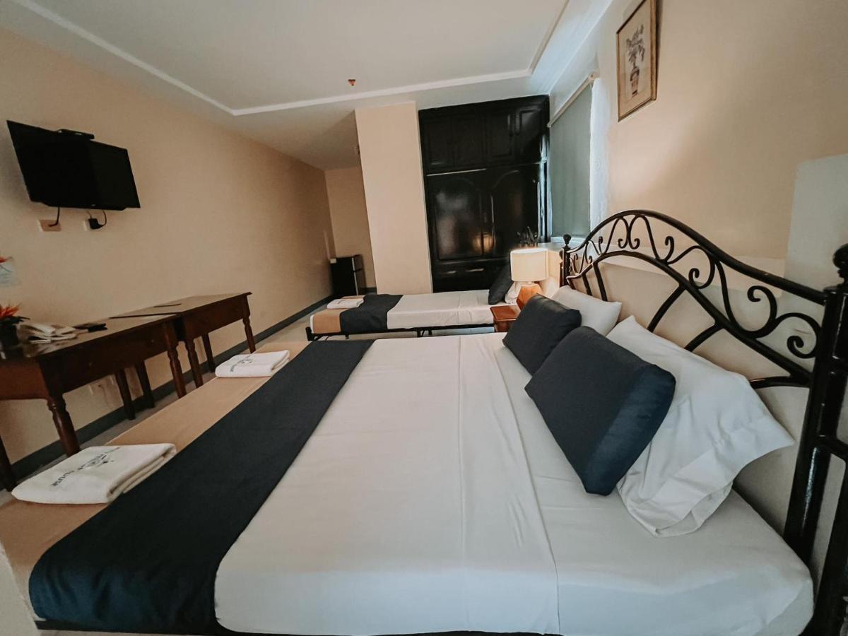Fuente Hotel De סבו מראה חיצוני תמונה